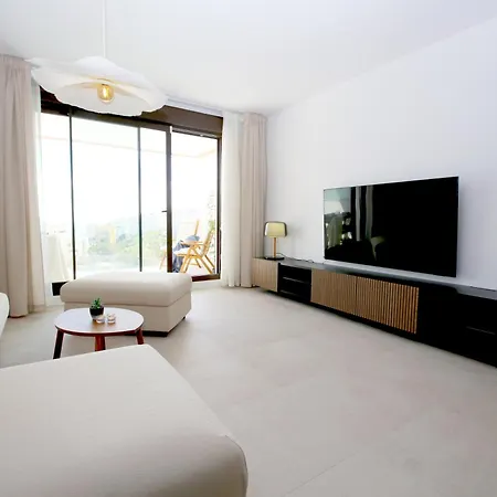 Town Luxury Bodira