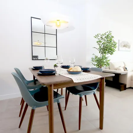 Town Luxury Bodira אסטפונה